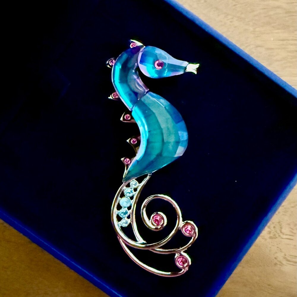 SWAROVSKI Pin Brooch Seahorse